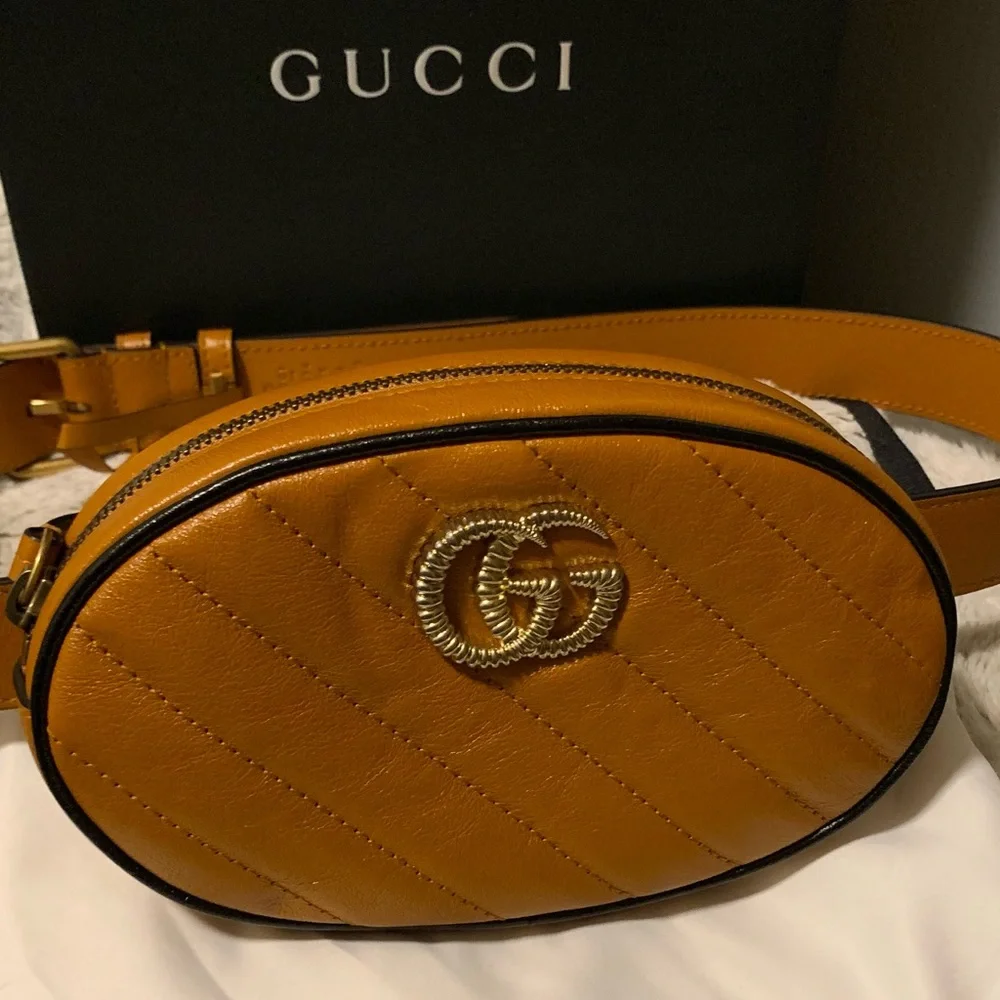 Gucci Marmont Azalea GG Leather Belt Bag - Picture 2 of 2
